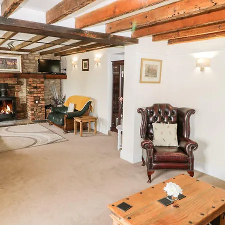 Woodlands * Scarborough